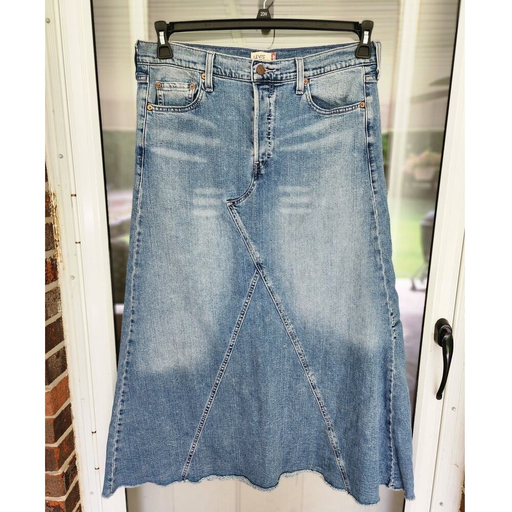 Vintage Y2K Levi's Size 11 Jr Blue Denim Long Button Fly A-Line Raw Hem Skirt
